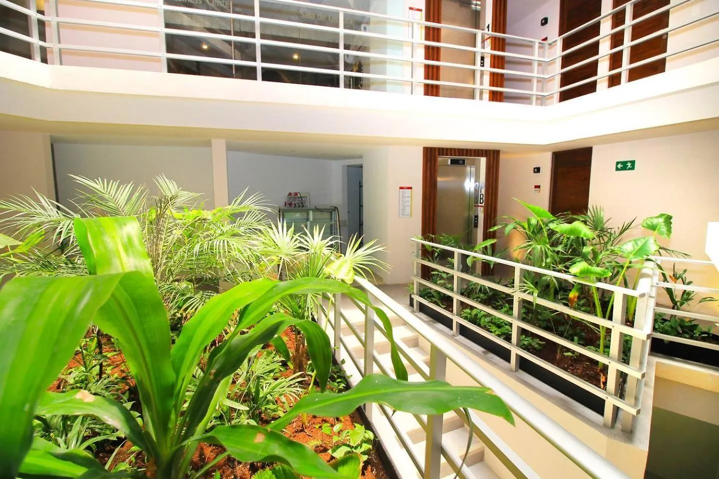 プレヤデルカーメンDowntown Stylish 2Br With Large Terrace Pool Gym And Barアパートメント アパート