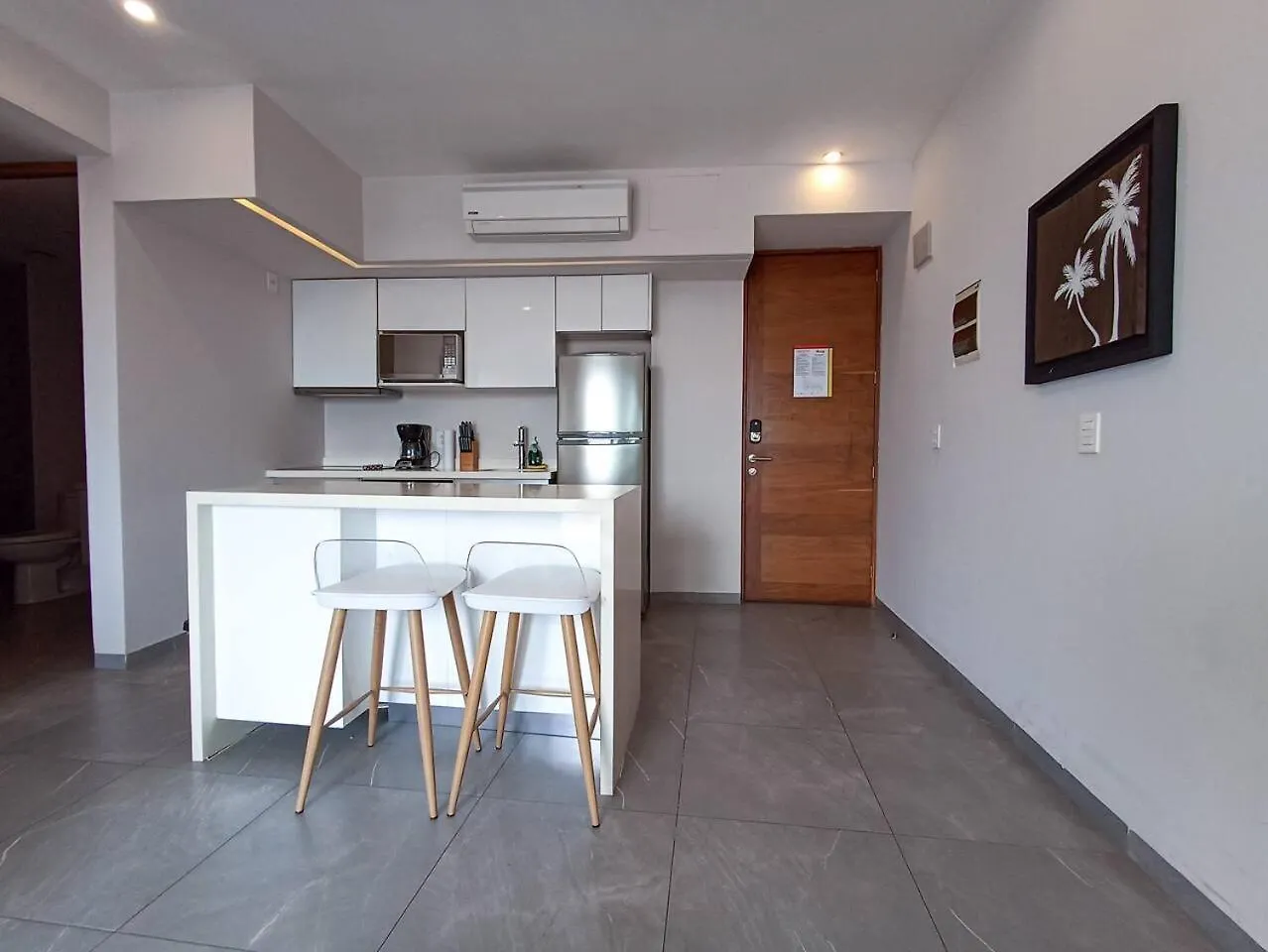 プレヤデルカーメンDowntown Stylish 2Br With Large Terrace Pool Gym And Barアパートメント アパート プレヤデルカーメン
