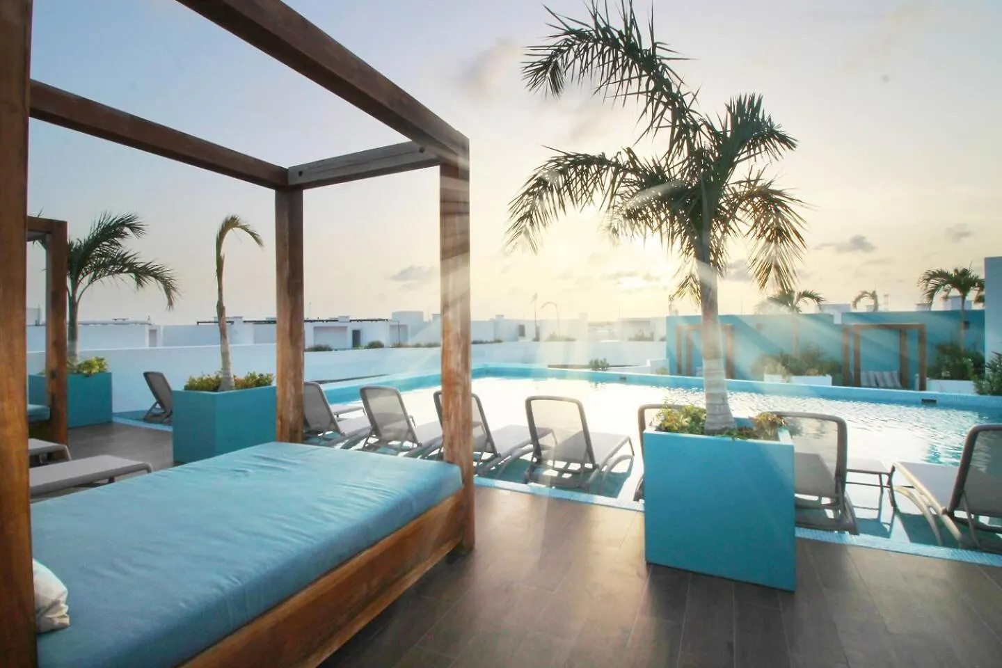 Downtown Stylish 2Br With Large Terrace Pool Gym And Bar location